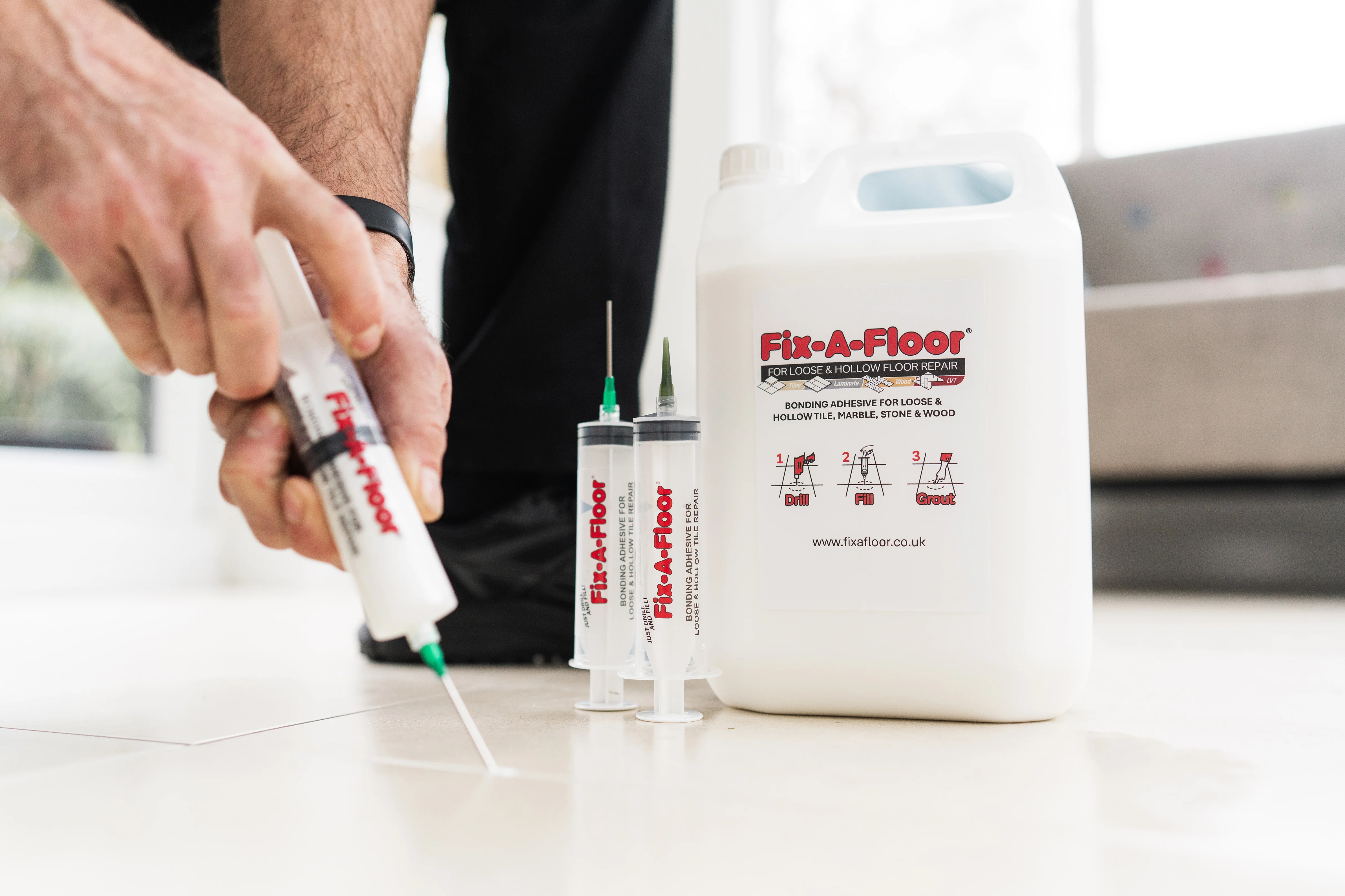 Fix-A-Floor LARGE 5 Litre Tub With 3 x 60ml Syringe applicator Kits - Extra Strength Bonding Adhesive for Loose and Hollow Tiles - Image 8